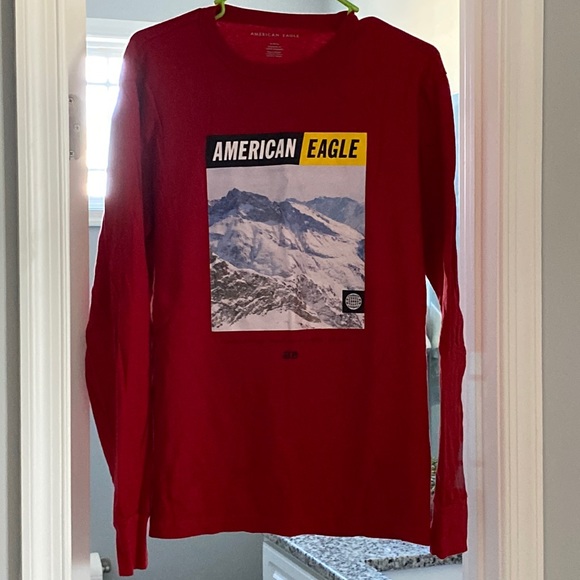 American Eagle Outfitters Other - American 🇺🇸 Eagle 🦅 red shirt sz M